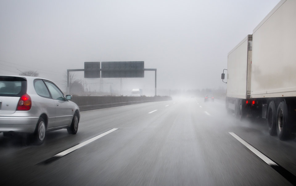 How to Drive Safely in Strong Wind & Rain Mappus Insurance Agency